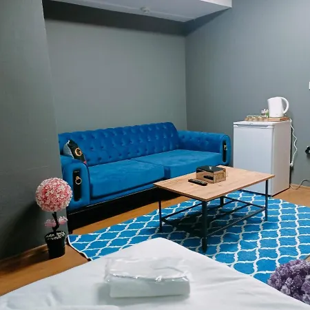Lara Apartment *